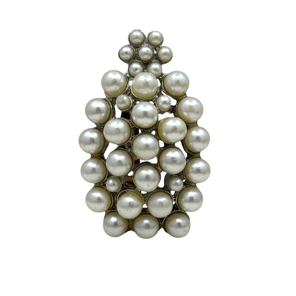 Vintage Simulated Pearl Brooch Silvertone Metal Christmas Tree Pin